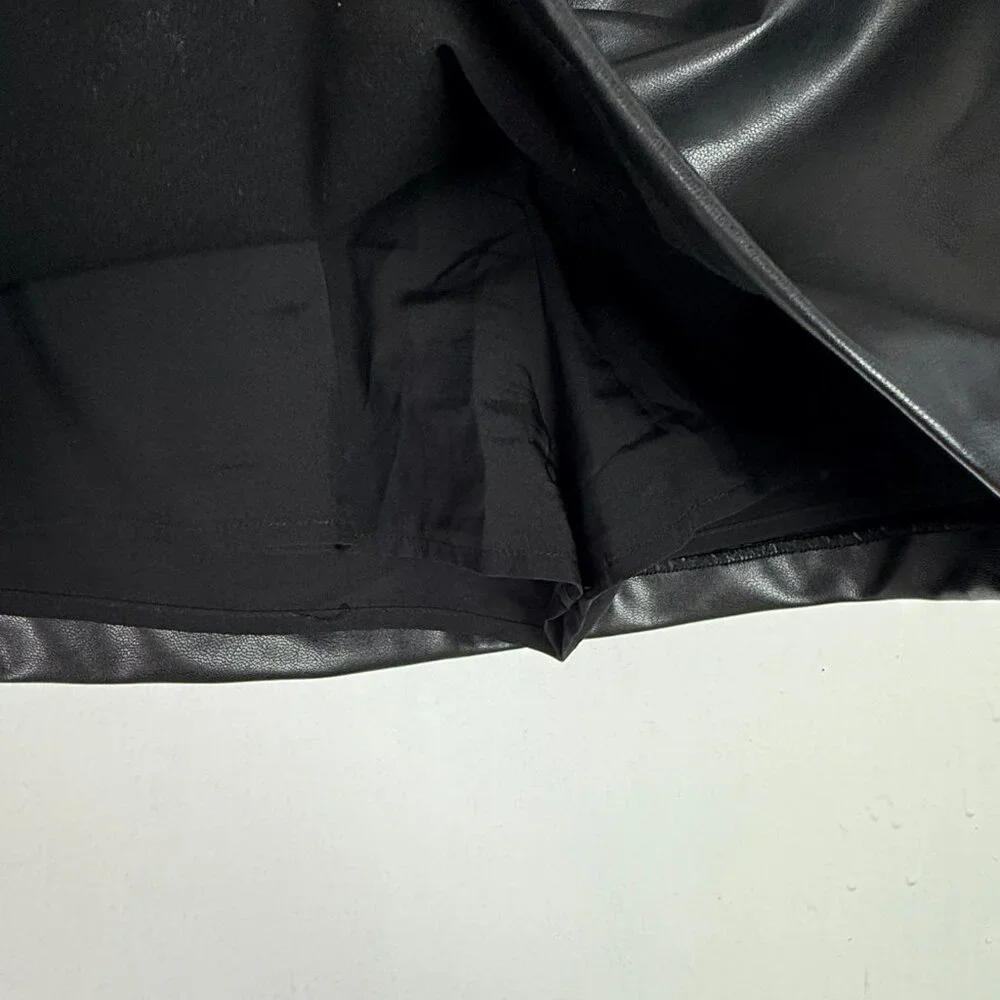 Abercrombie & Fitch Vegan Leather Mini Skort Skirt Black Size Small S EUC - Picture 5 of 12